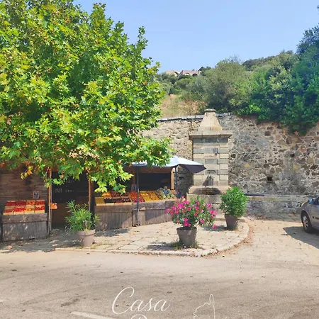 Villa Casa Di Mirlo, A , *