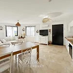 Casa Di Mirlo, A ,